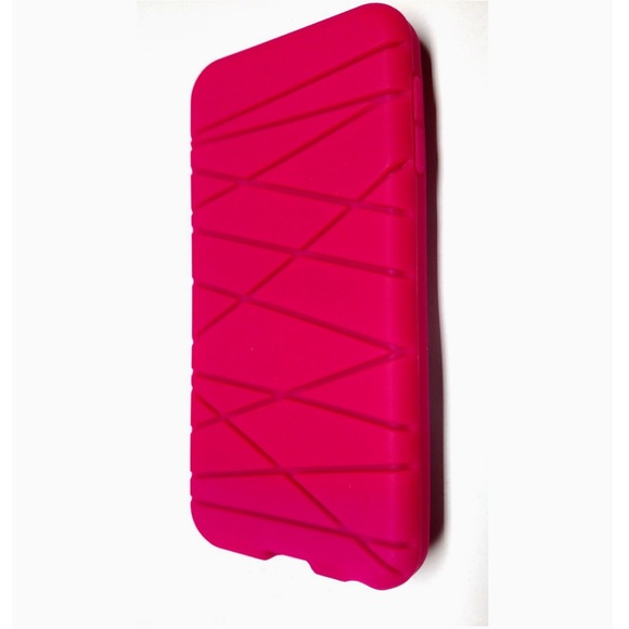 NEW Turner Cord Management Case iPod touch (5th Gen) 16GB - Picture 3 of 5